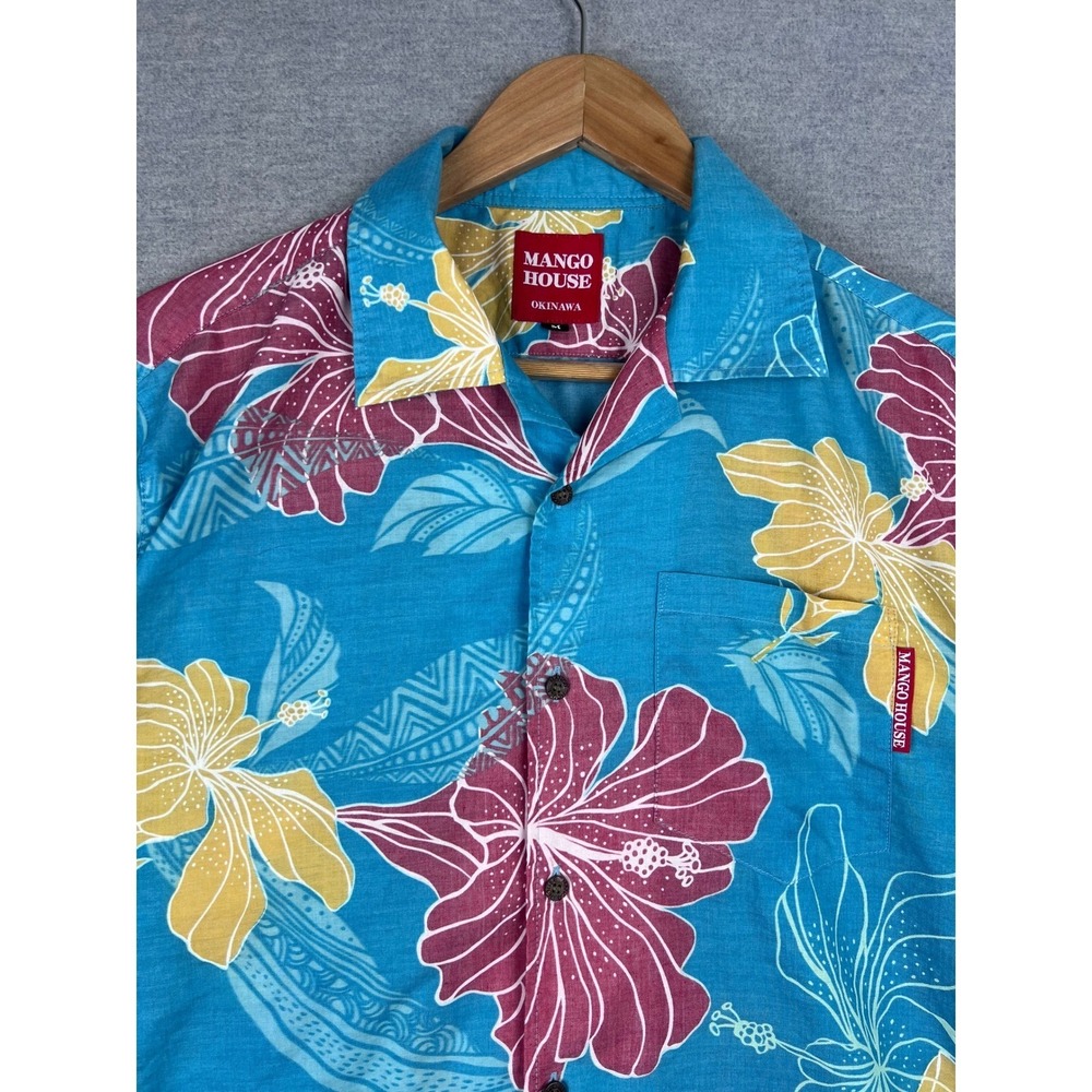Mango House Okinawa Hawaiian Shirt Mens Medium Blue Hibiscus Floral Camp Button